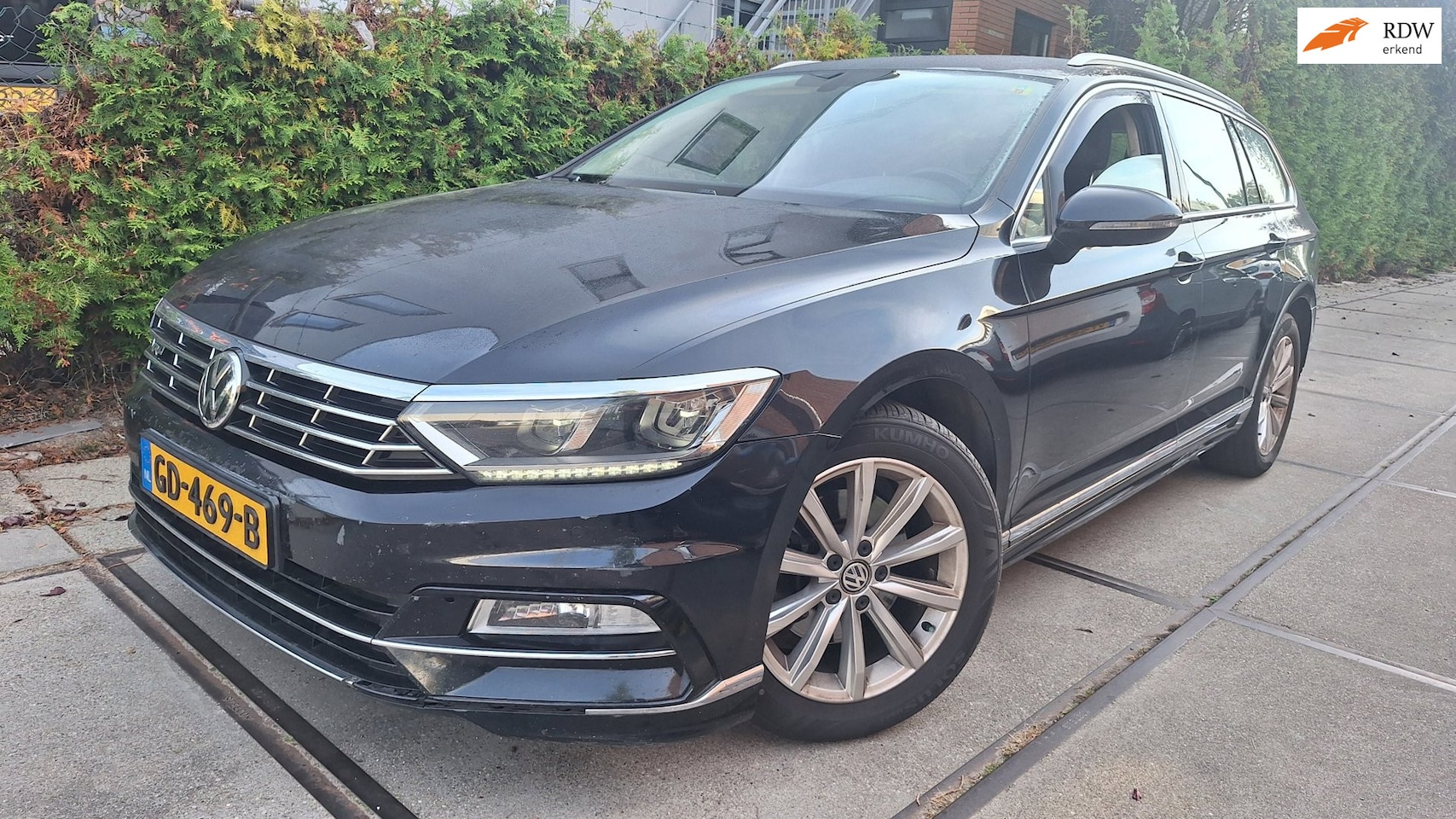 Volkswagen Passat Variant - 1.6 TDI Business Edition R 1.6 TDI Business Edition R - AutoWereld.nl