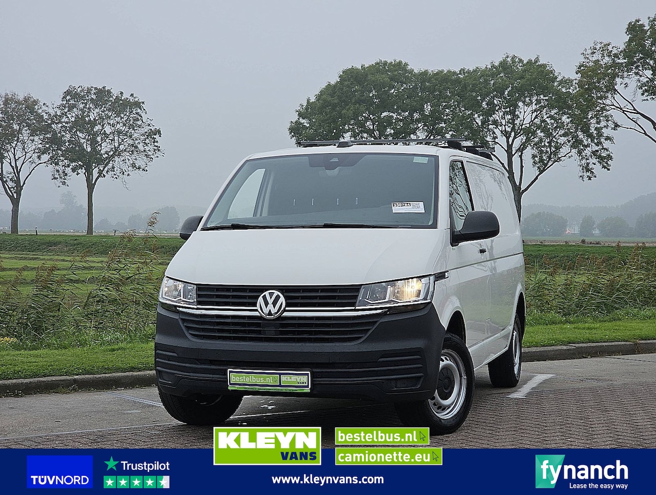 Volkswagen Transporter - 2.0 TDI T6.1 L1H1 Carplay Achterklep Trekhaak CruiseControl 3-Zits Pdc Euro6 OH-Historie! - AutoWereld.nl