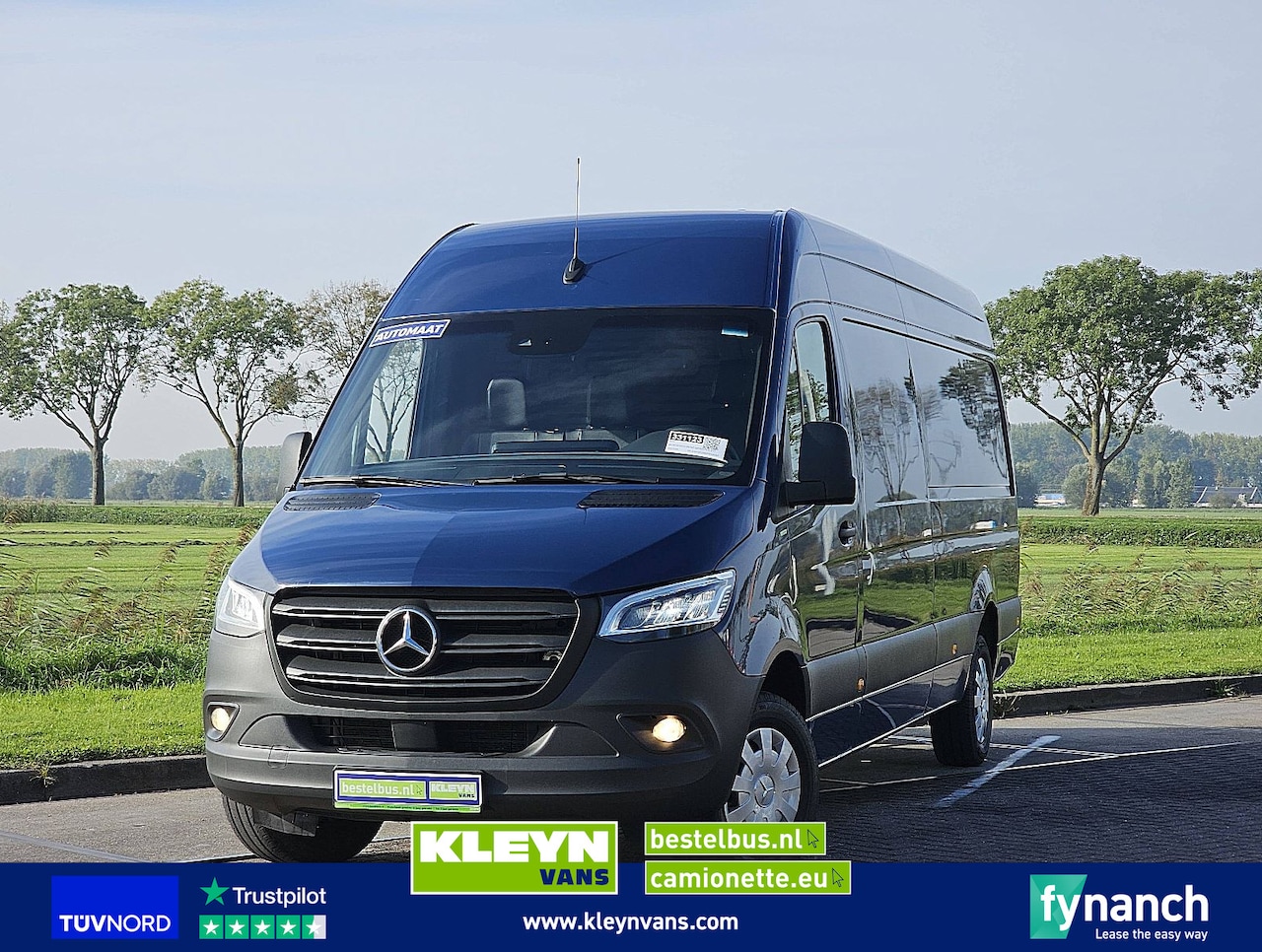 Mercedes-Benz Sprinter - 317 L3H2 Maxi Mbux LED Navi Trekhaak Euro6 170Pk 3-Zits/Leer! - AutoWereld.nl