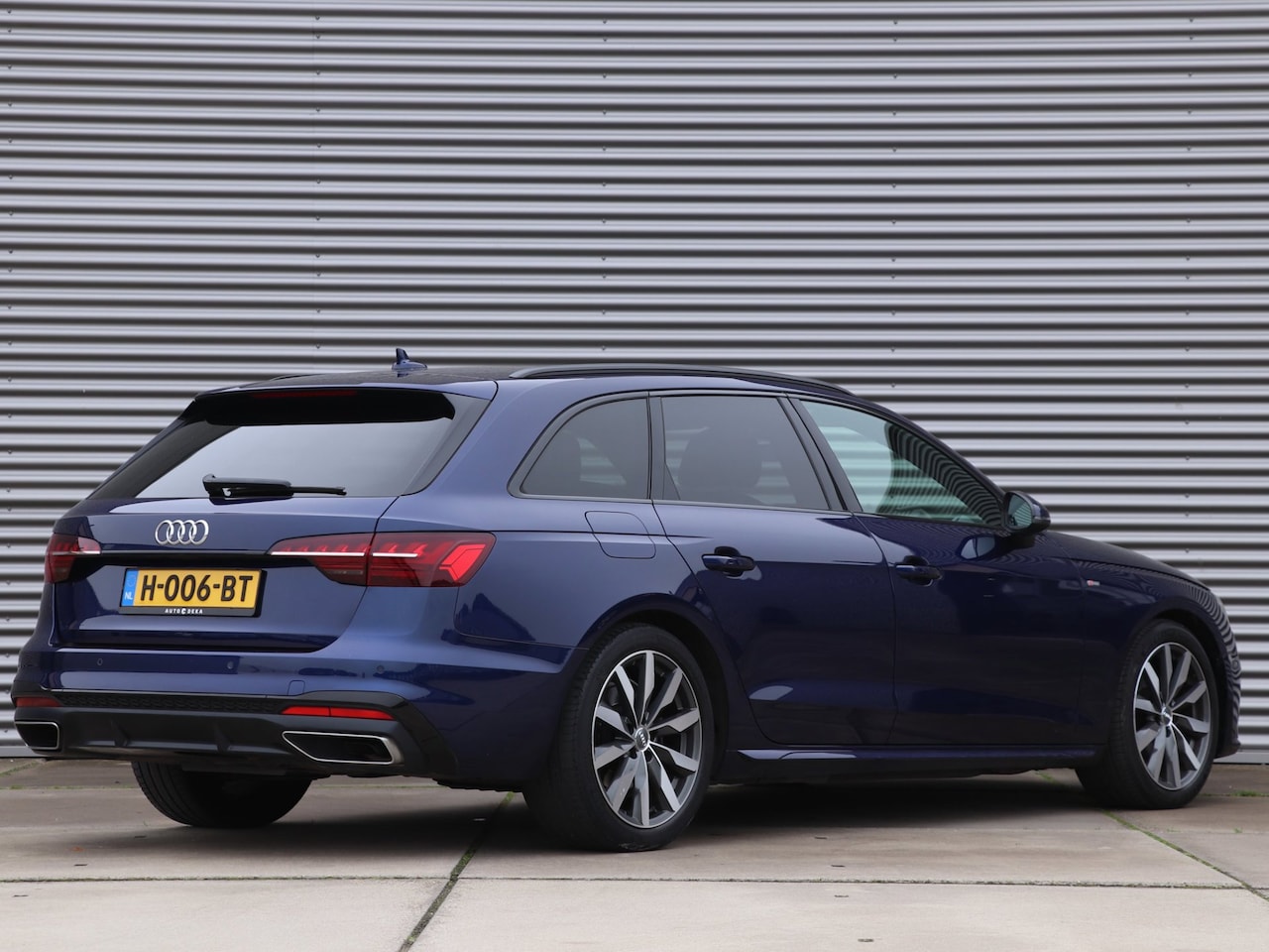 Audi A4 Avant - 40 TFSI Launch edition Sport Automaat *1e Eigenaar*Dealeronderh.* - AutoWereld.nl