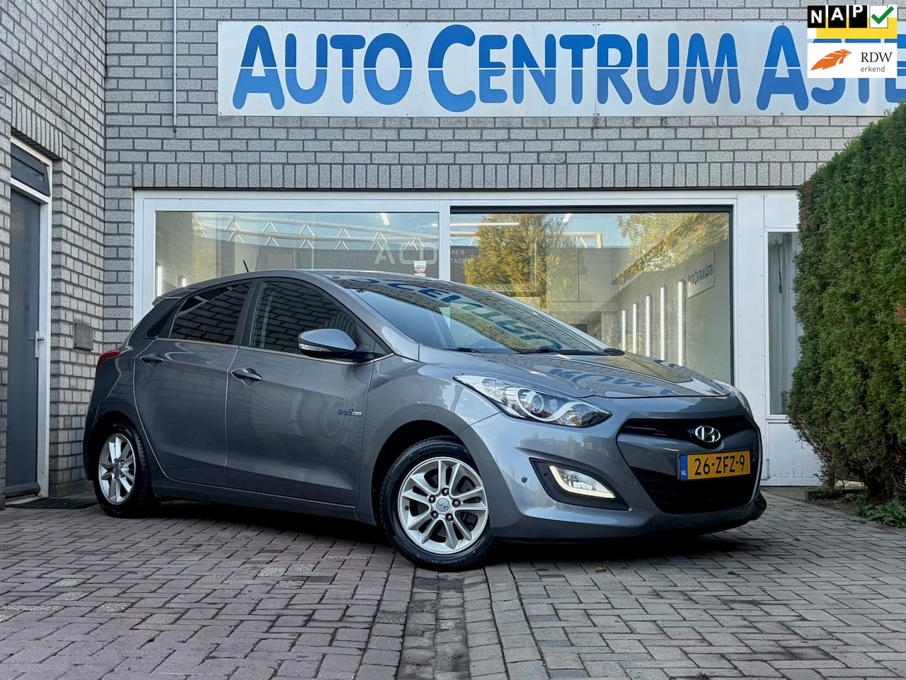 Hyundai i30 - 1.6 GDI i-Vision 1.6 GDI i-Vision - AutoWereld.nl