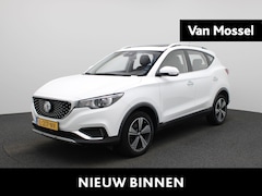 MG MG ZS EV - Luxury 45 kWh | Pano | Carplay | Warmtepomp | Cruise control | Elektrisch verwarmde en ver