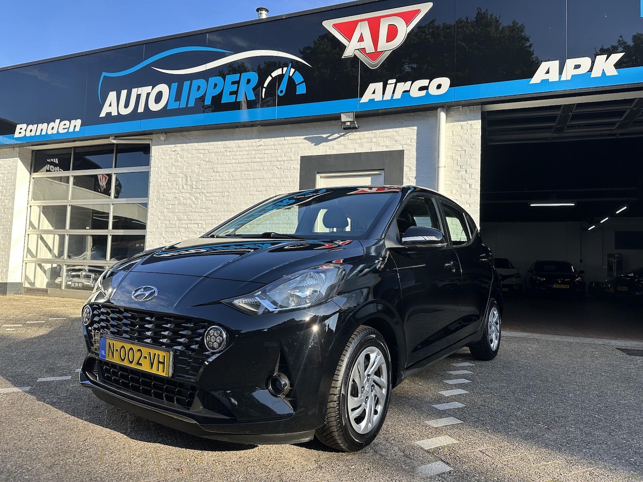 Hyundai i10 - 1.0 Comfort 5-zits /Nieuwe apk bij aflevering/Airco/all season banden - AutoWereld.nl