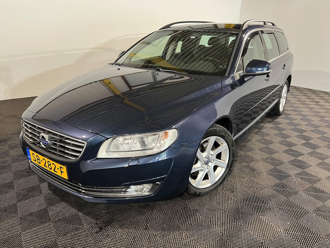 Volvo V70 - 2.0 D3 Summum 2.0 D3 Summum - AutoWereld.nl