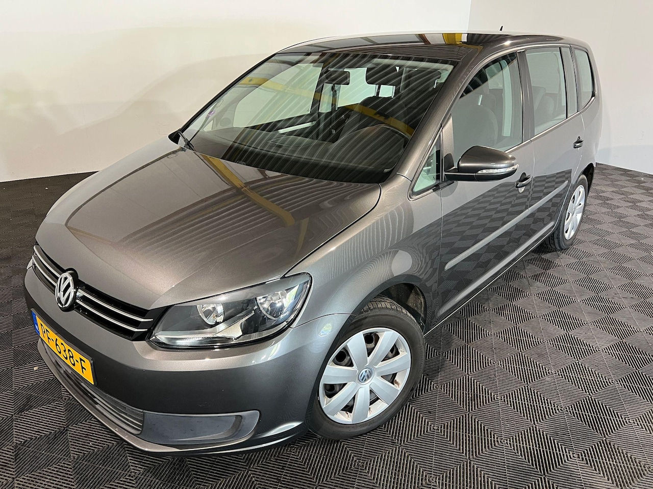 Volkswagen Touran - 1.4 TSI Comfortline 1.4 TSI Comfortline - AutoWereld.nl