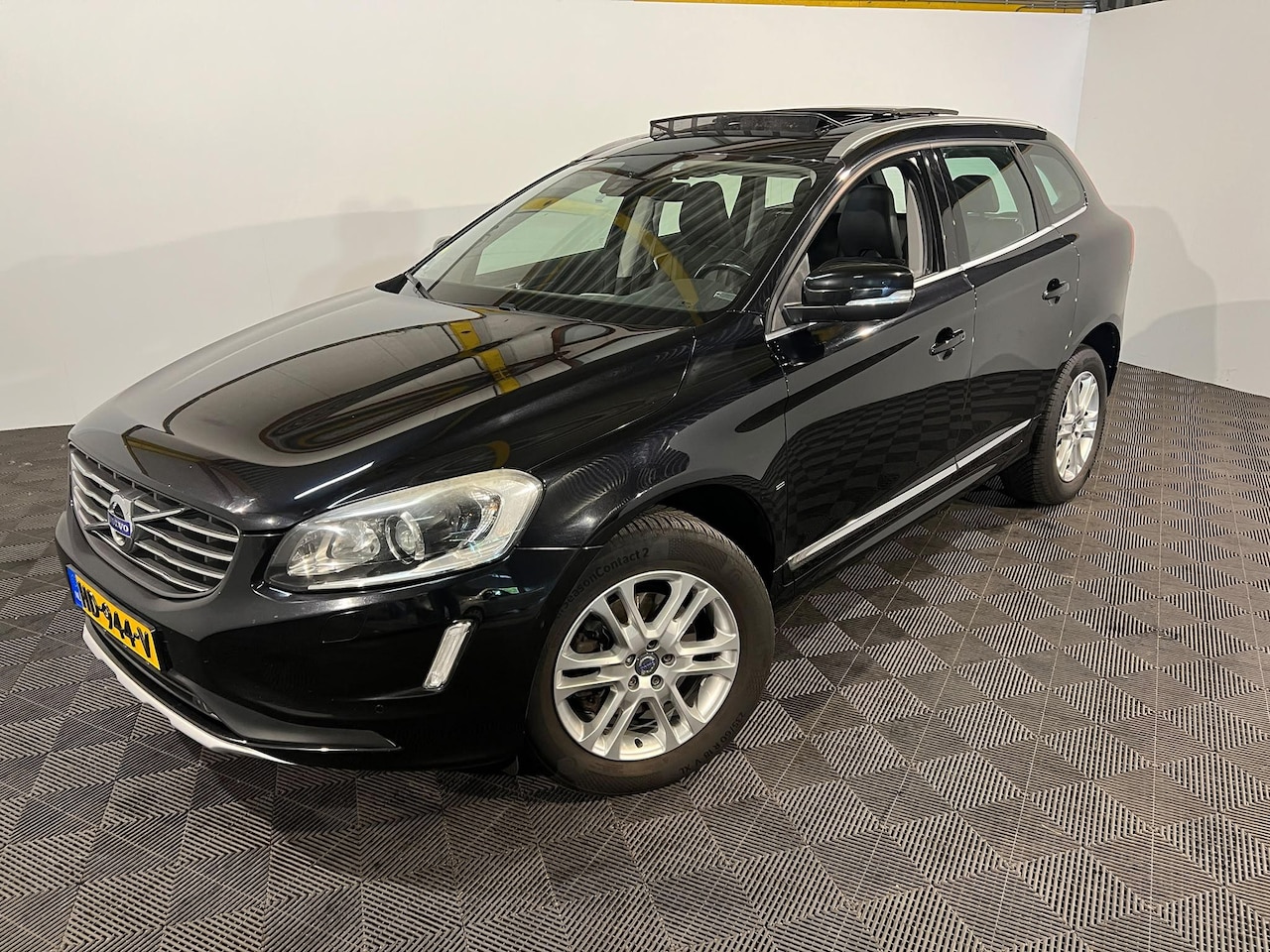 Volvo XC60 - 2.0 D4 FWD Ocean Race 2.0 D4 FWD Ocean Race - AutoWereld.nl