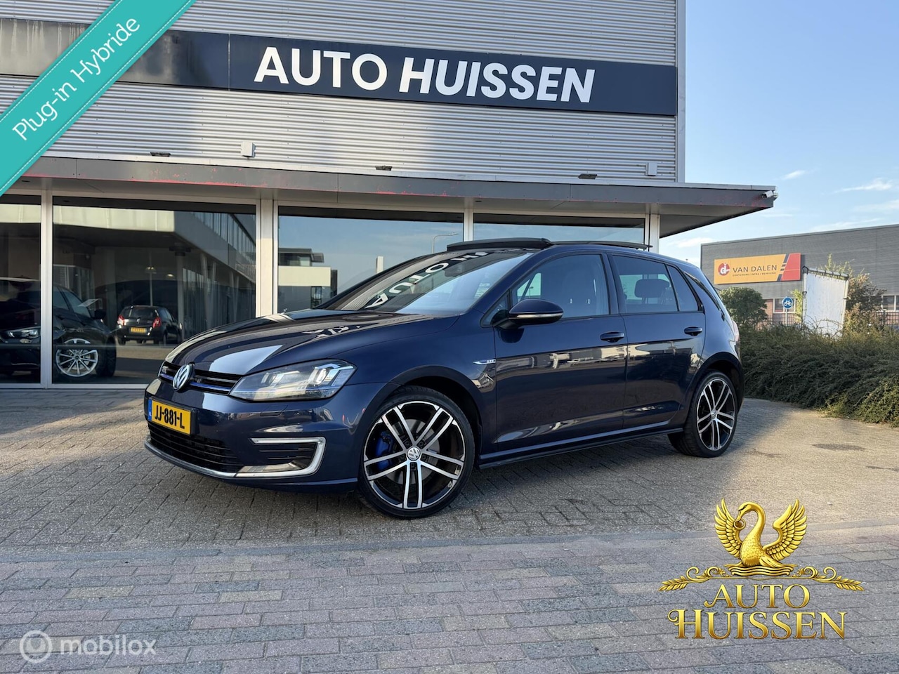 Volkswagen Golf - 1.4 TSI GTE AUT PANO DODEHOEK UITLAAT NAP - AutoWereld.nl