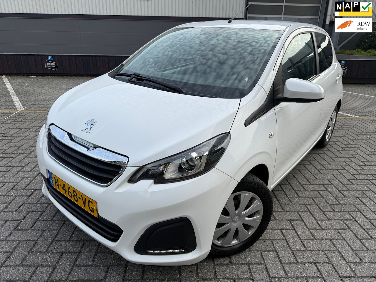 Peugeot 108 - 1.0 e-VTi Active*CAMERA*NAVI*CARPLAYE*APK*NAP*AIRCO*ELKT-RAAM* - AutoWereld.nl