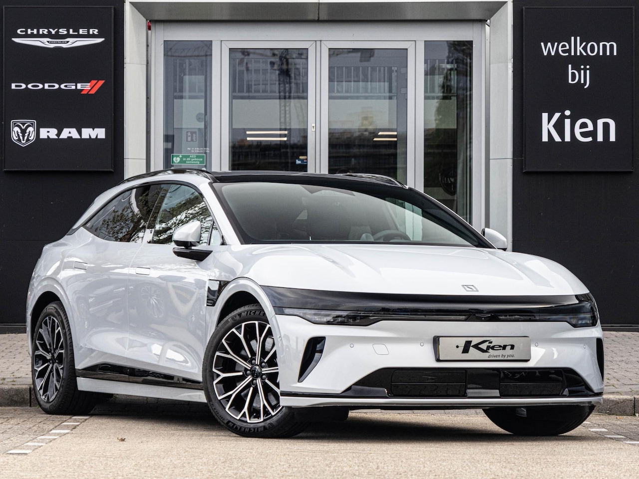 ZEEKR 7GT - Long Range RWD 100 kWh | 800v | 480kw snelladen | 655 km actieradius | 10-18% 16 min - AutoWereld.nl