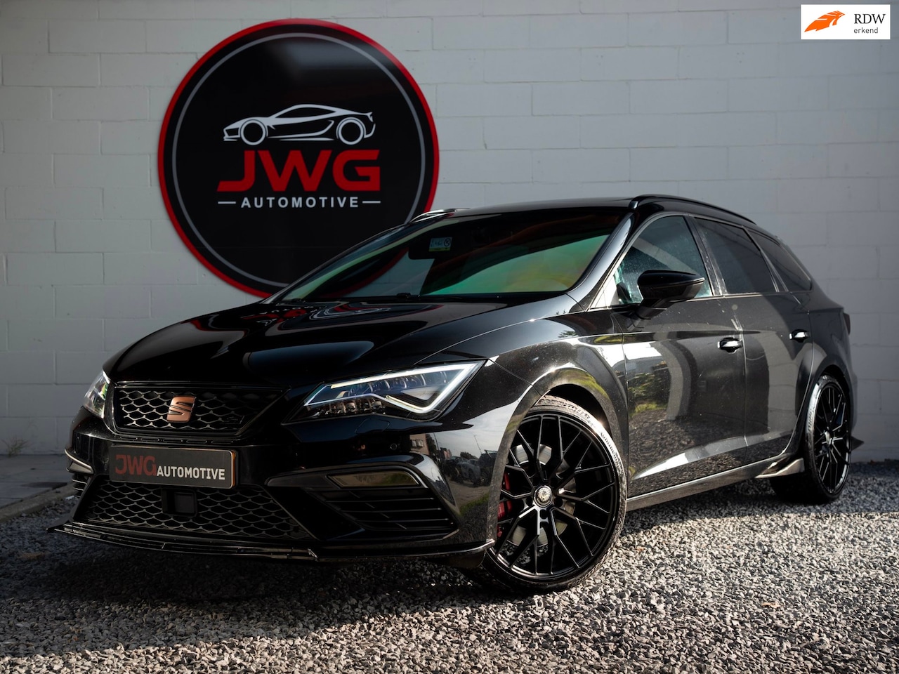 SEAT Leon ST - 2.0 TSI CUPRA 300 Pano/Seat sound/Keyless - AutoWereld.nl