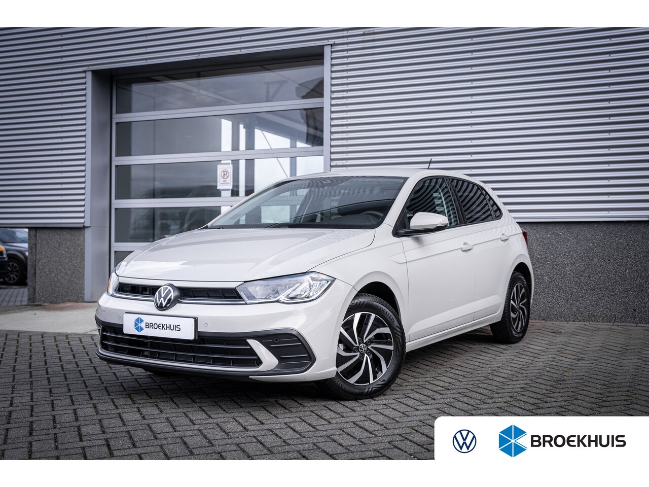Volkswagen Polo - 1.0 TSI Life Edition | Achteruitrijcamera | Airco | Cruise control adaptief met Stop&Go en - AutoWereld.nl