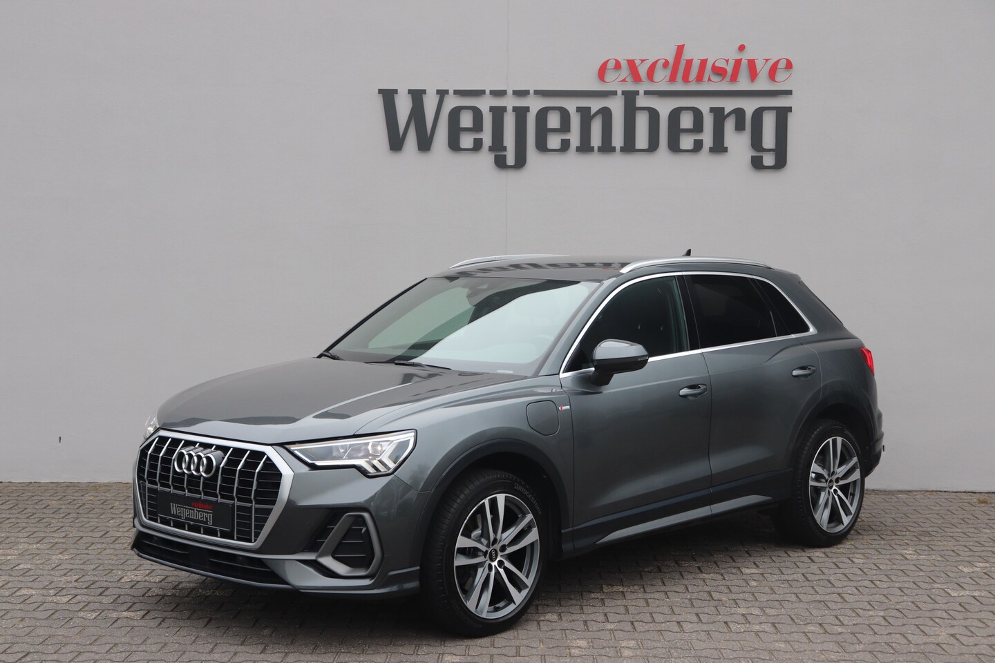 Audi Q3 - 45 TFSI e (2x) S-line Sfeerverl. LED Virtual Cruise - AutoWereld.nl