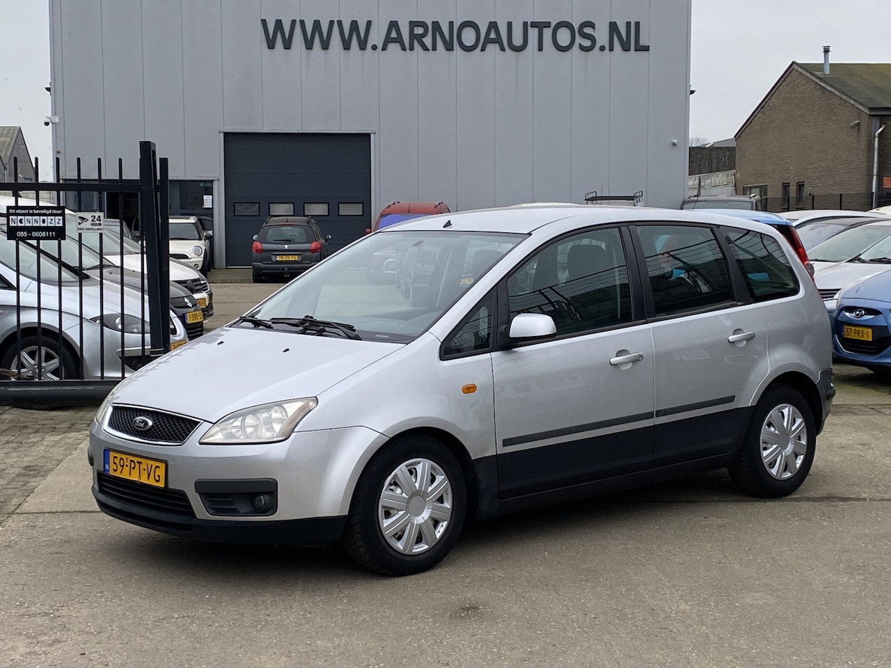 Ford Focus C-Max - 1.6-16V Futura 1.6-16V Futura, APK TOT 16-12-2027, AIRCO, CRUISE CONTROL, ELEK-RAMEN, RADIO-CD, TREKHAAK, - AutoWereld.nl
