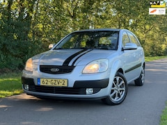 Kia Rio - 1.4 X-pect | Nwe APK + NAP + Airco Nu € 3.450,
