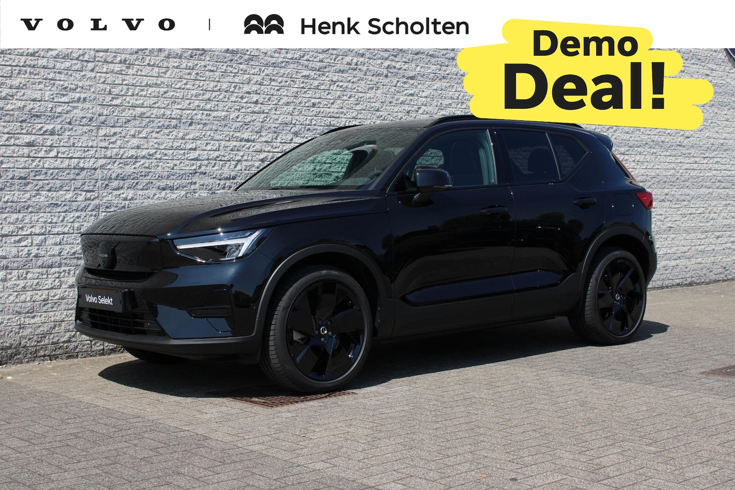 Volvo EX40 - Black Edition Twin Motor Ultra Europa | Elektrisch glazen panorama-dak | Adaptive Cruise C - AutoWereld.nl