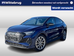 Audi Q4 Sportback e-tron - 40 S edition 77 kWh / 20 inch / Leer / Trekhaak / Sonos