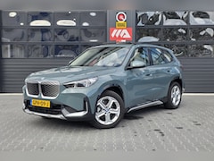 BMW iX1 - EDrive20 67 kWh | NAP | 100% SOH | PANO | LEDER | TREKHAAK