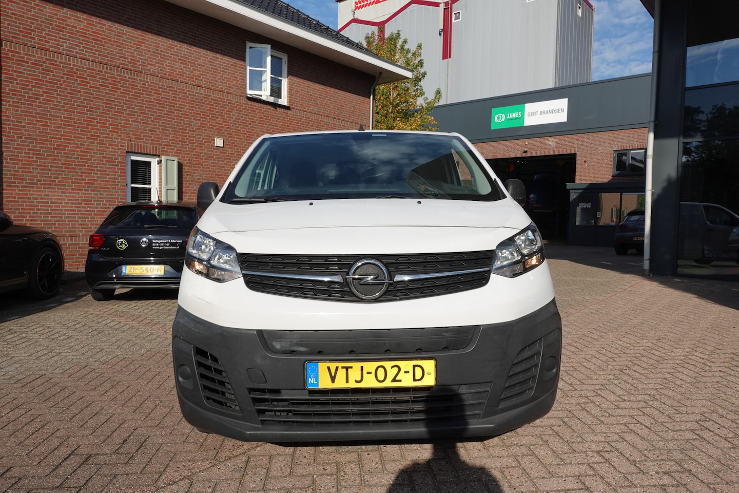 Opel Vivaro-e - L3H1 Edition 75 kWh | SCHADEAUTO | - AutoWereld.nl