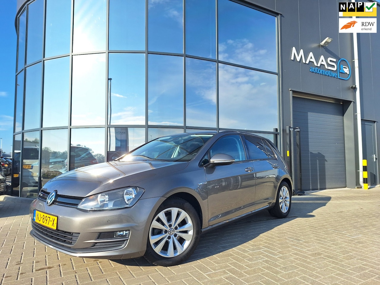 Volkswagen Golf - 1.0 TSI Comfortline|DEALER OH|CARPLAY|PDC - AutoWereld.nl