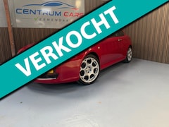 Alfa Romeo GT - 2.0 JTS Distinctive, Nieuwe APK, Bose, Trekhaak afneembaar