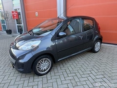 Peugeot 107 - 1.0-12V XS 5 DRS 100.000 KM NAP-AIRCO-APK 2027