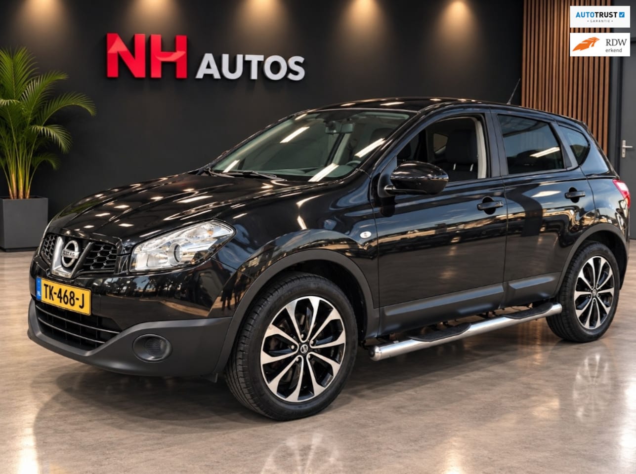 Nissan Qashqai - 1.6 Visia Airco Lage km BT Radio - AutoWereld.nl