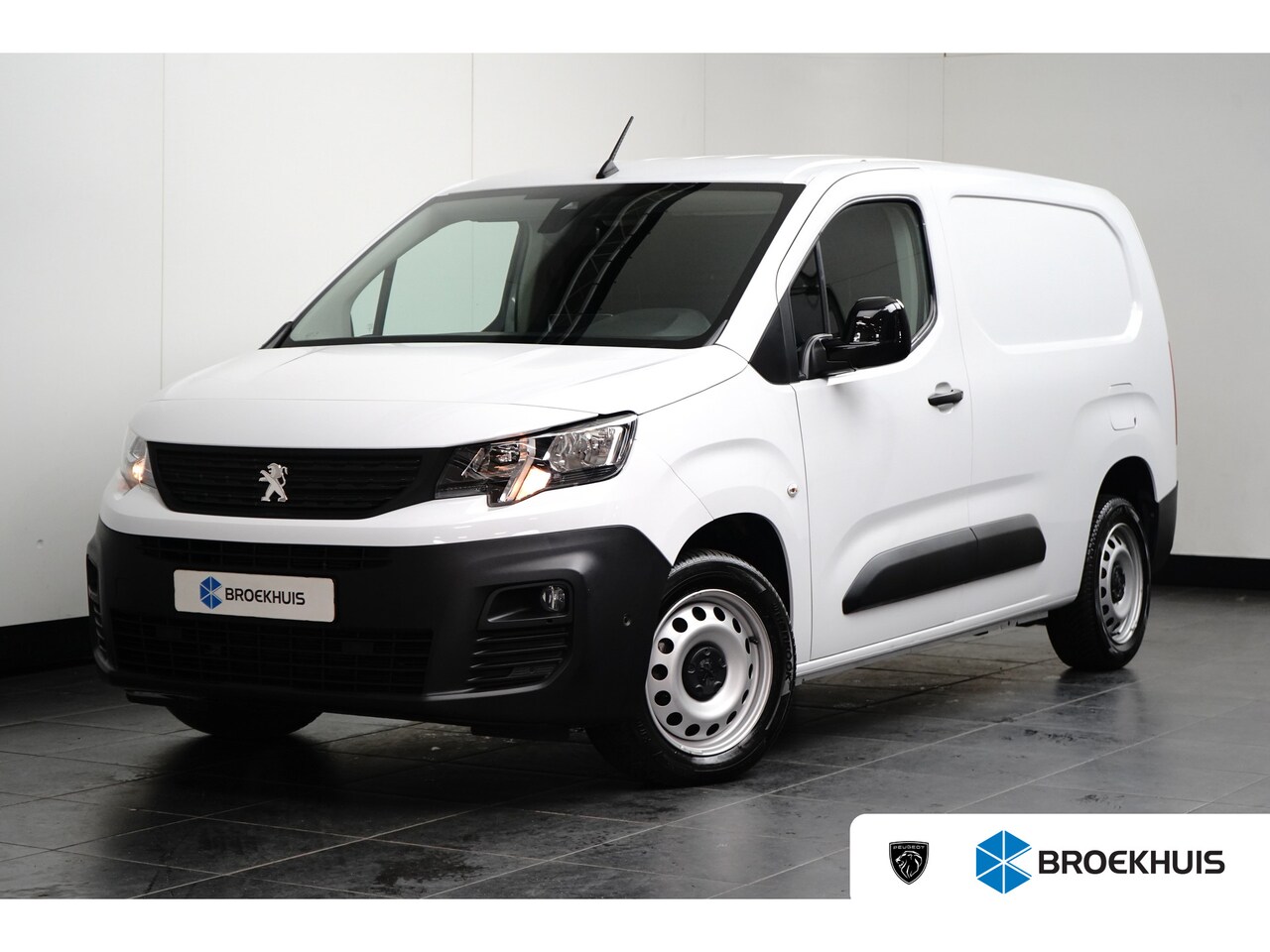 Peugeot Partner - Premium L2 | Airco | Navi | Stoelverw. | Cruise C. | BLIS | PDC V&A | CarPlay | Betimmerin - AutoWereld.nl