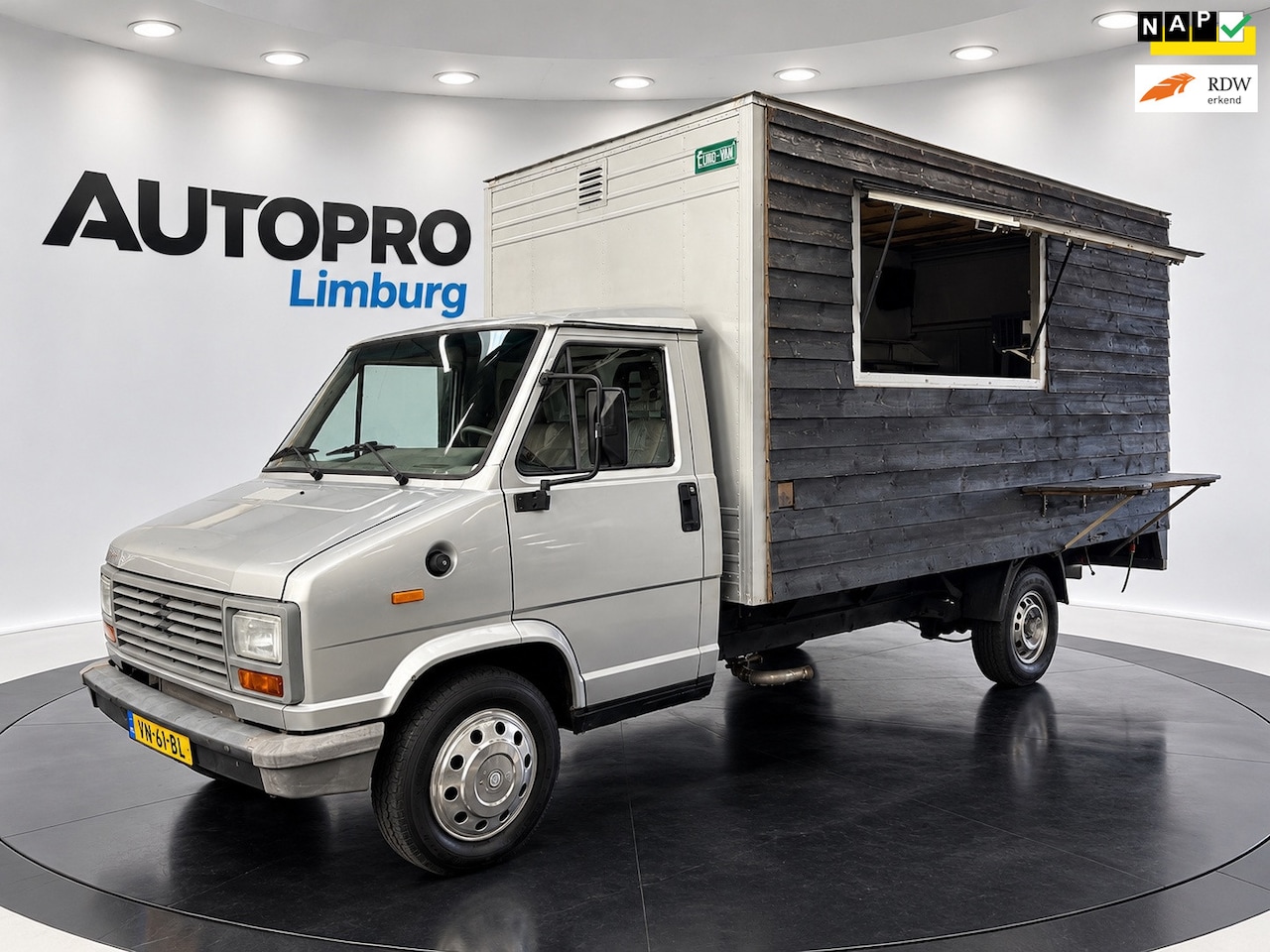 Peugeot J-5 - K92 Foodtruck - Professioneel gebouwd - AutoWereld.nl
