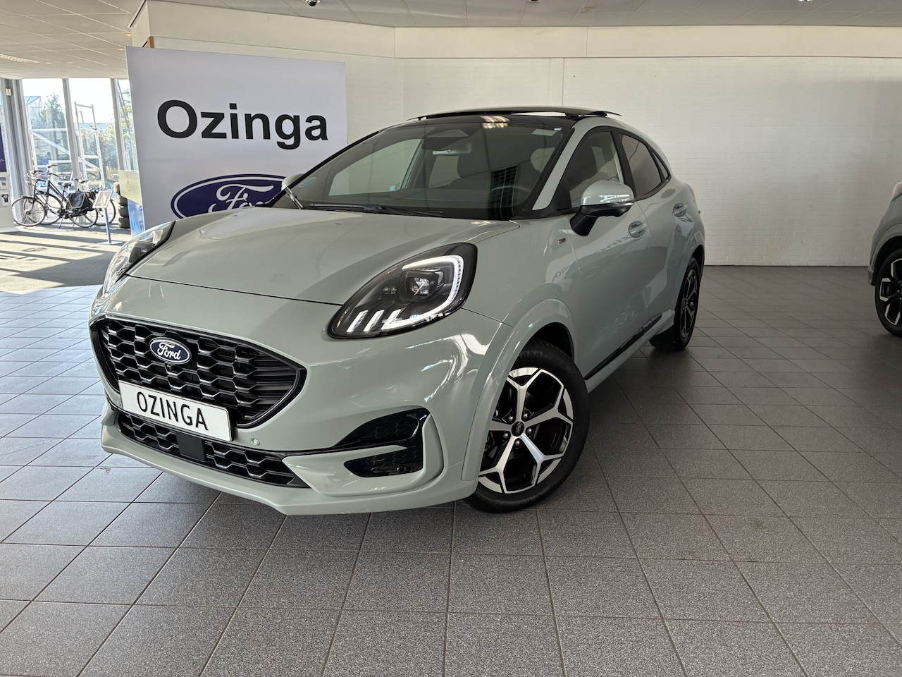 Ford Puma - EcoBoost Hybrid ST-Line X-Automaat pano-trekhaak-bomvol - AutoWereld.nl