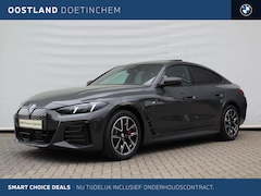 BMW i4 - xDrive40 M Sport / Schuif-kanteldak / Trekhaak / Adaptieve LED / M Adaptief onderstel / Pa
