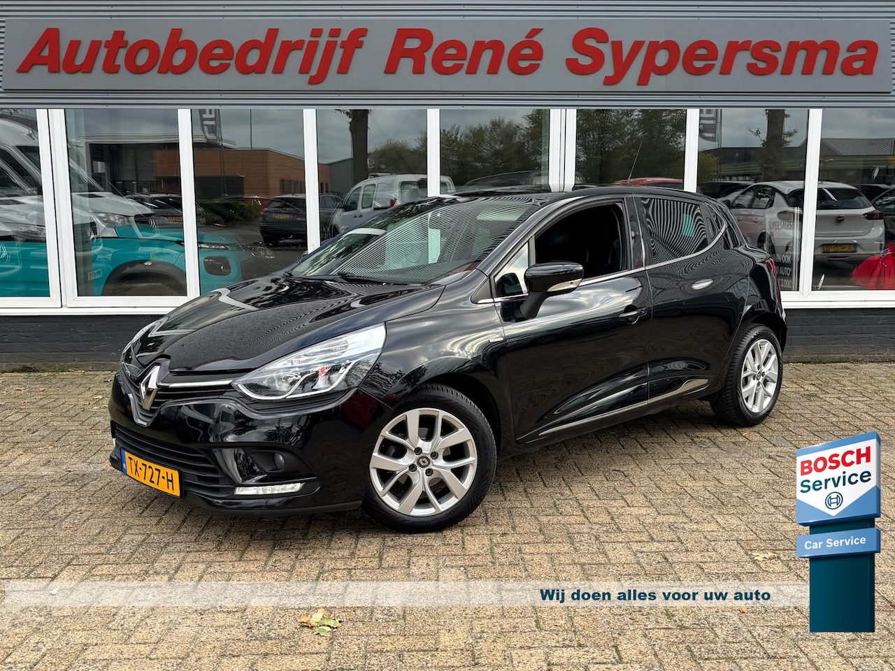 Renault Clio - 0.9 TCe Limited | Parkeersensoren | Bluetooth | Keyless | Navi | Cruise - AutoWereld.nl