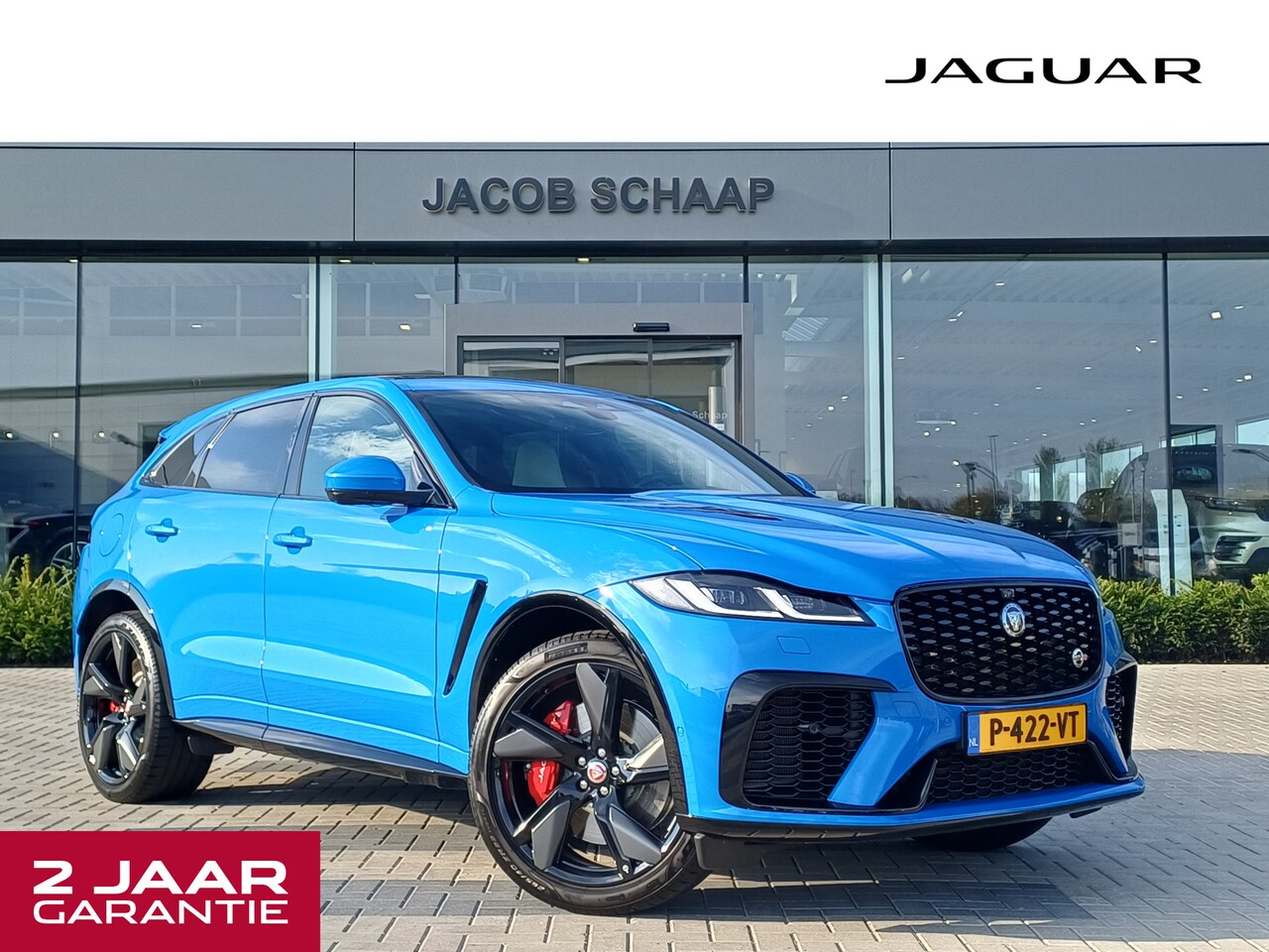 Jaguar F-Pace - 5.0 P550 550pk AWD V8 SVR | Origineel NL | Nieuw door ons geleverd | Ultra Blue Metallic | - AutoWereld.nl