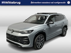 Volkswagen Tayron - 1.5 eHybrid R-Line Edition / FABRIEKSGARANTIE TM 11-2030/ 272 PK/ TREKHAAK/ PANO/ LEER/ 36