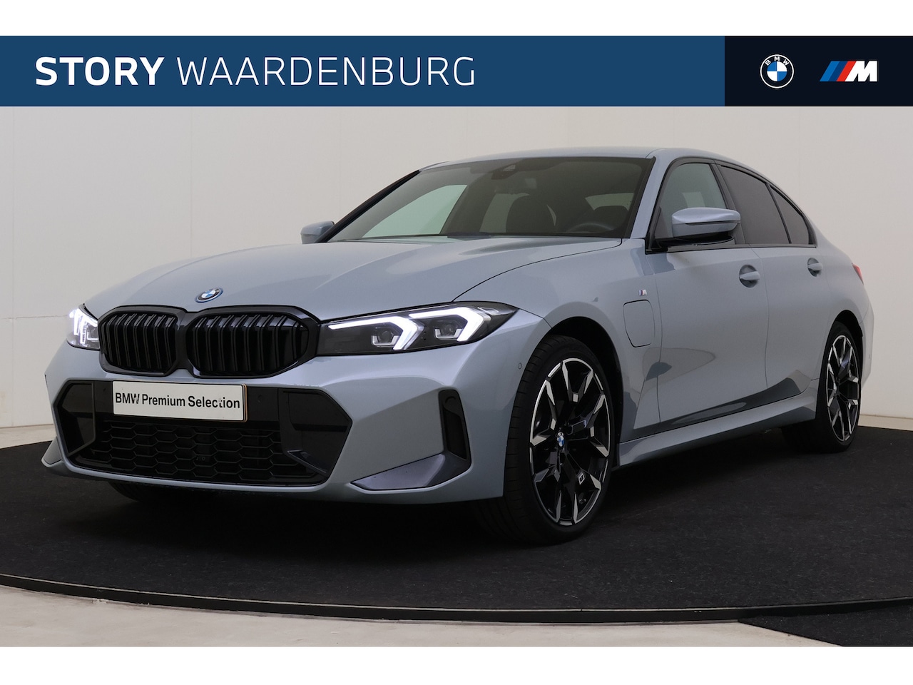 BMW 3-serie - 330e M Sport Automaat / Sportstoelen / Achteruitrijcamera / Stoelverwarming / Cruise Contr - AutoWereld.nl