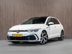 Volkswagen Golf - 1.5 eTSI R-line 2021 DSG Pano IQ Carplay Camera
