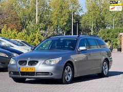 BMW 5-serie Touring - 523i High Executive | APK 27-06-2027 | Leder Elektrische stoelen | Trekhaak | Parkeersenso
