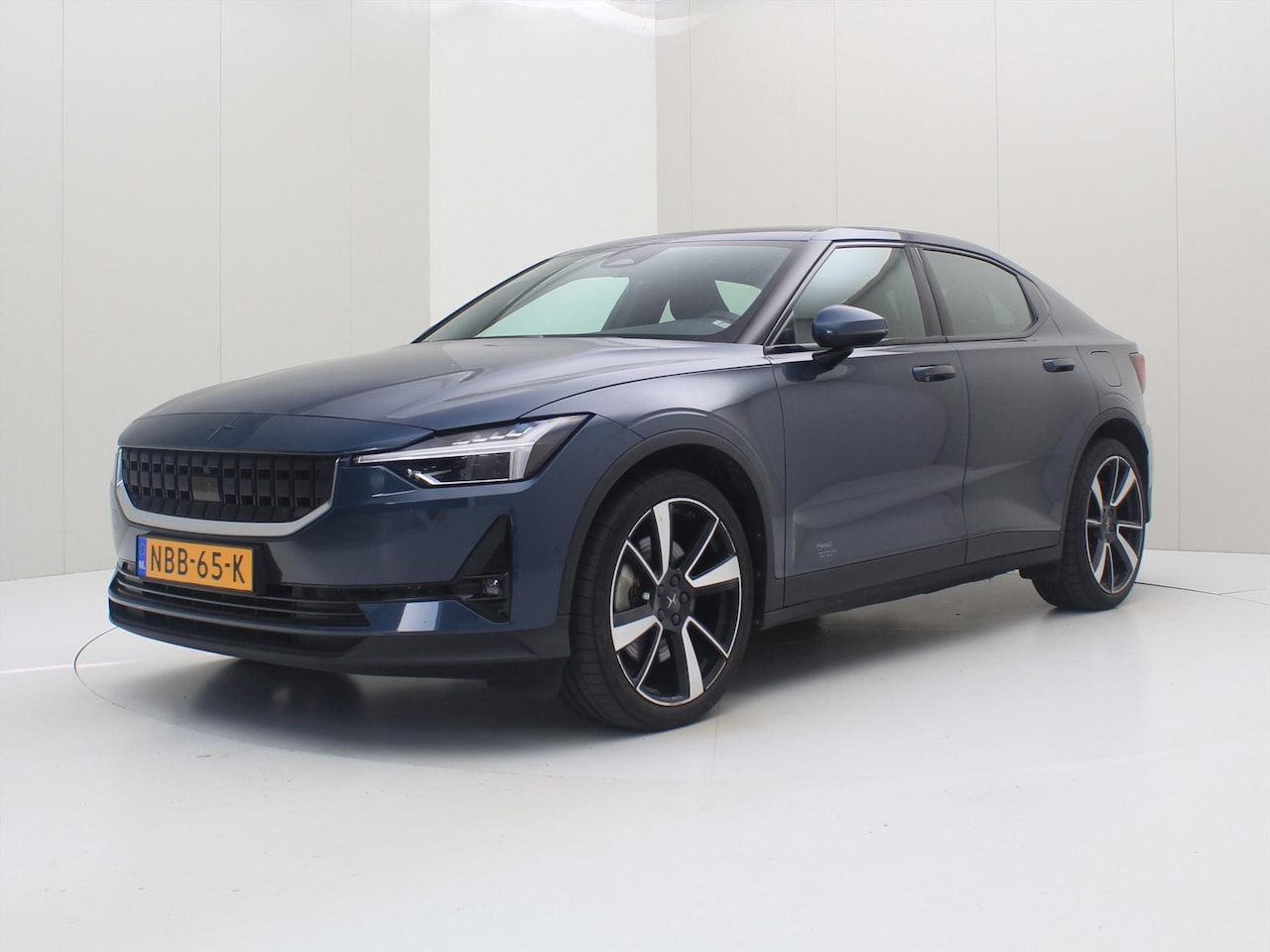 Polestar 2 - Long Range Dual Motor 408PK 78kWh [ PLUS+PANO+20INCH+H/K+360 CAMERA+WARMTEPOMP+STOELVERW. - AutoWereld.nl