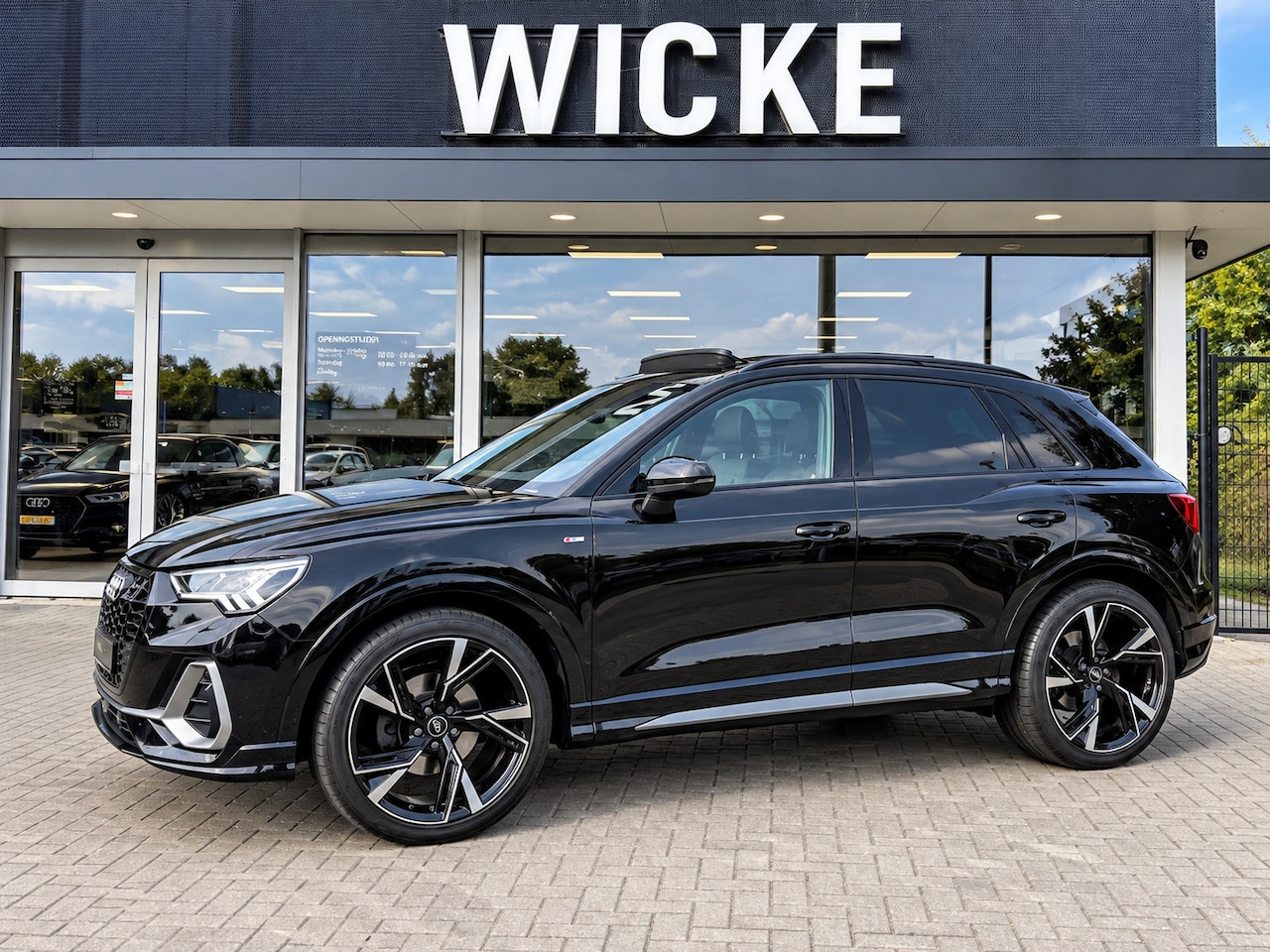 Audi Q3 - 35 TFSI 2X S Line Pano Matrix Camera Leder Virtual ACC Stoelverw. - AutoWereld.nl