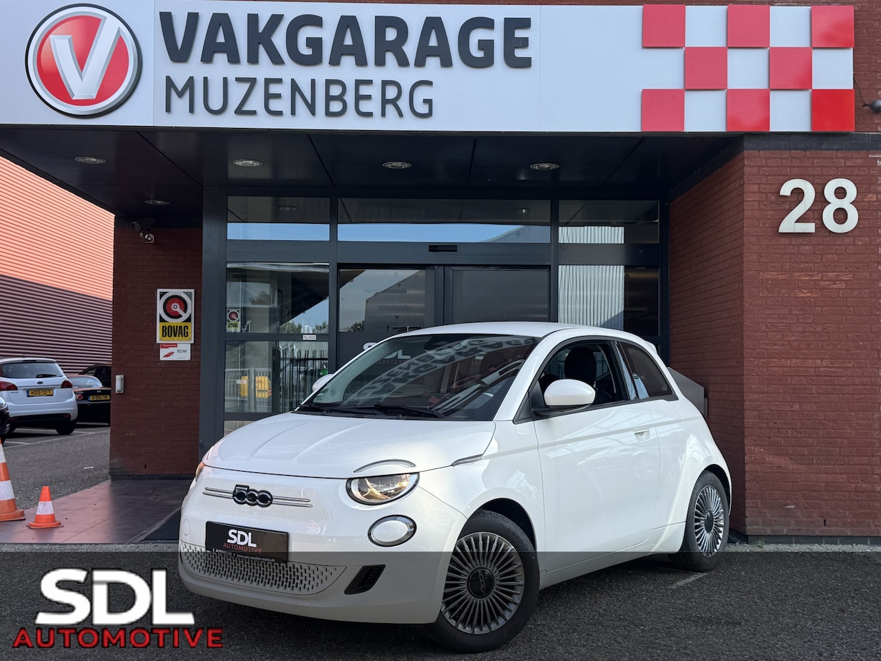 Fiat 500 - Icon 42 kWh 118pk // APPLE CARPLAY / ANDROID AUTO // CLIMA // CRUISE-CONTROL // 16'' LICHT - AutoWereld.nl