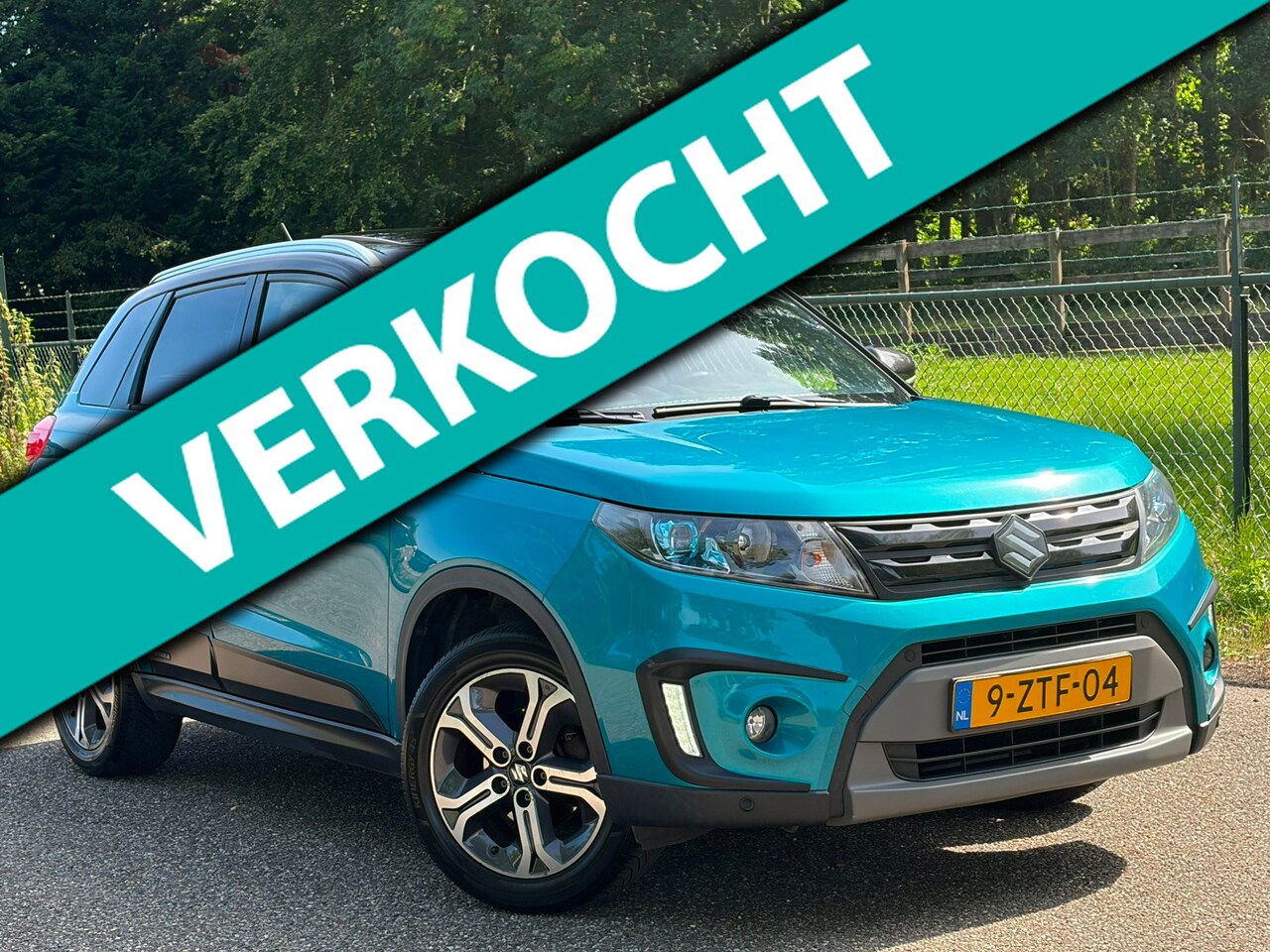 Suzuki Vitara - 1.6 High Executive /Navi/Pano/Trekhaak/Camera/ - AutoWereld.nl