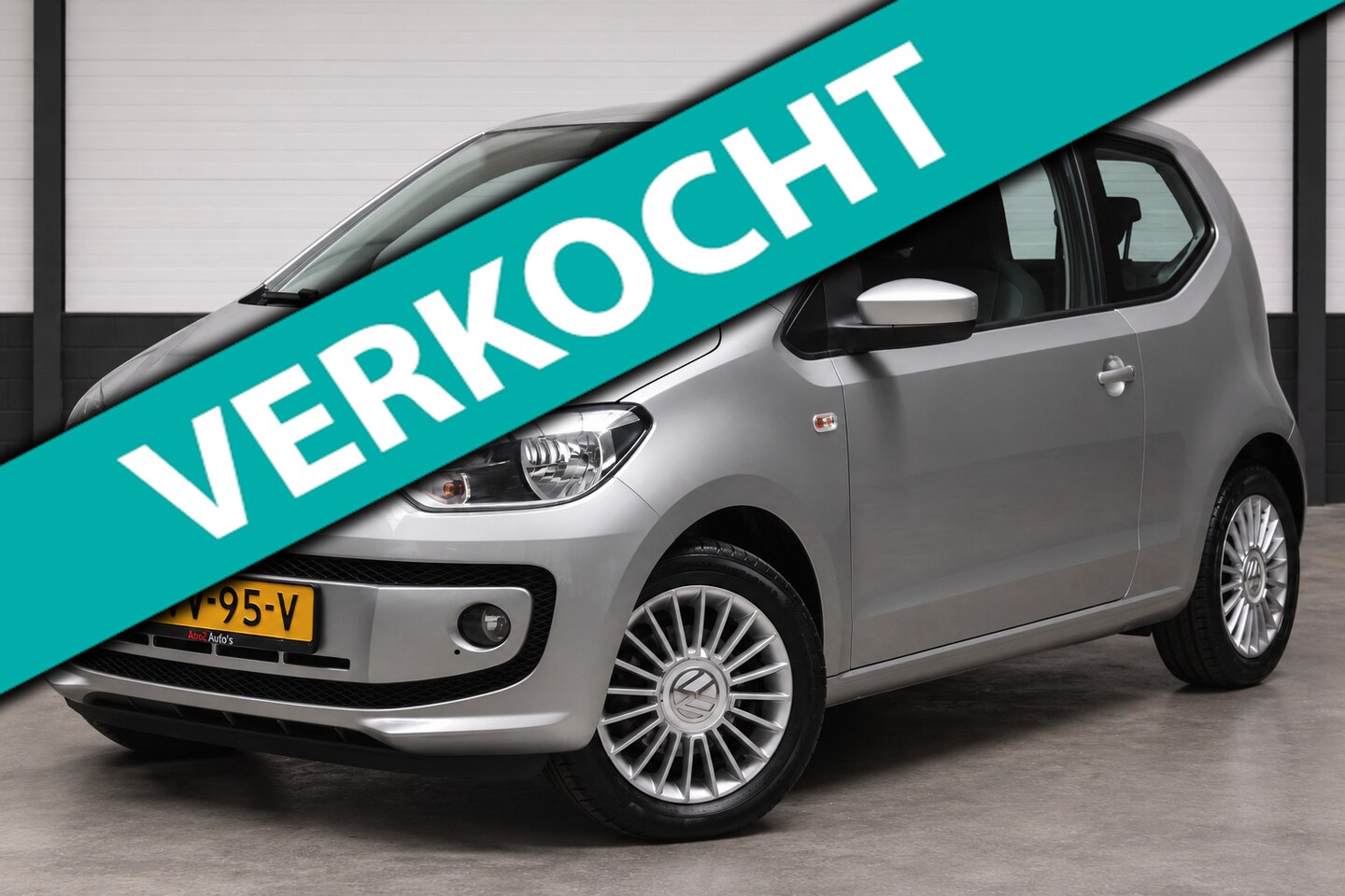 Volkswagen Up! - 1.0 move up! Airco Elek Pak Navi Stoelverw - AutoWereld.nl