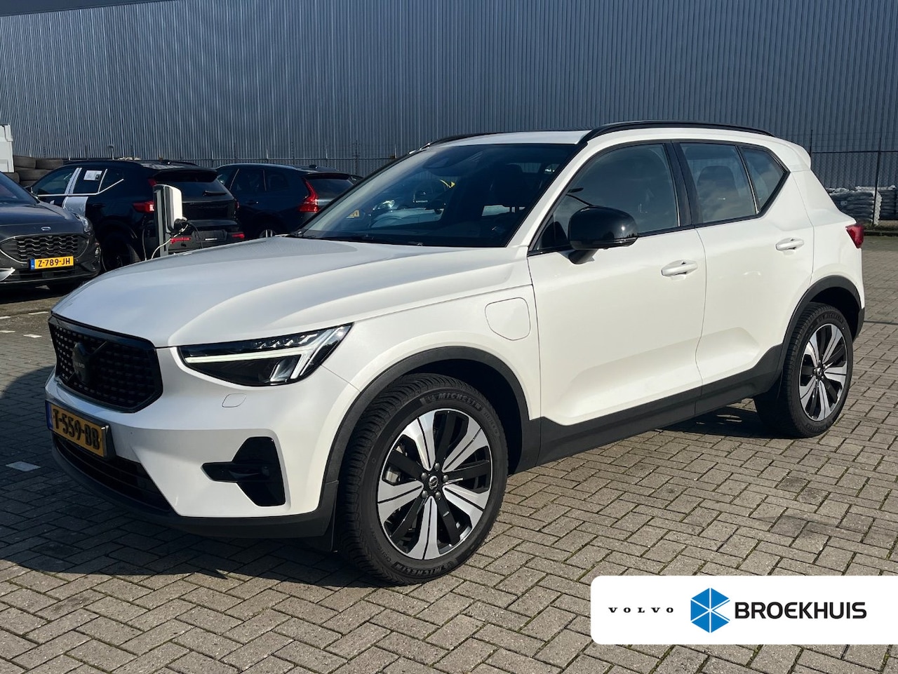 Volvo XC40 - 1.5 T5 Plug-in hybrid Ultimate Dark | Pano | Memory | Leder | Harman/Kardon | Trekhaak | 3 - AutoWereld.nl