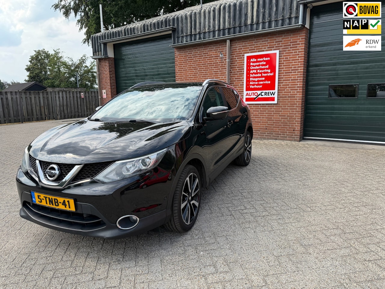 Nissan Qashqai - 1.2 Tekna Leer Pano Camera Stoelverwarming Vol opties - AutoWereld.nl