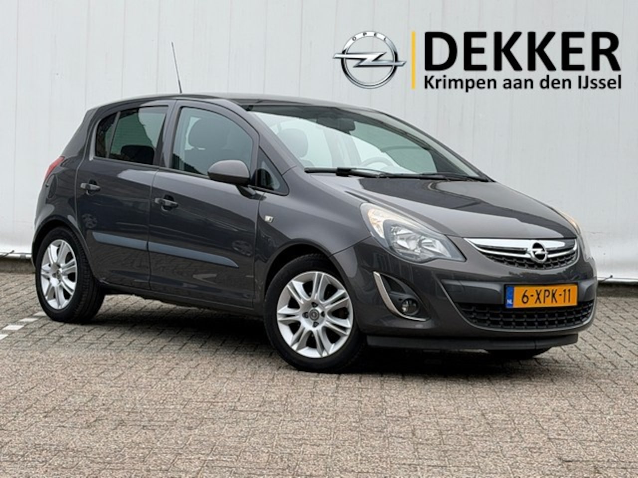 Opel Corsa - 1.2 BlitZ met Navigatie, Trekhaak, 1e Eigenaar - AutoWereld.nl