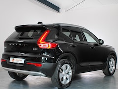 Volvo XC40 - 2.0 B4 Momentum Business Camera, Stoel/Stuurverwarming, Trekhaak, Cruise Control