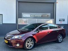 Toyota Avensis - 1.8 VVTi Dynamic | AUTOMAAT | CAMERA | AIRCO | CC | TREKHAAK