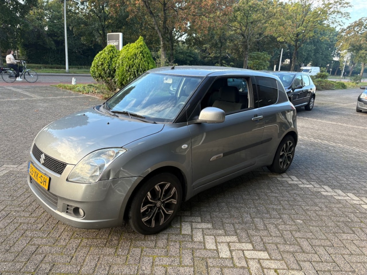 Suzuki Swift - 1.3 Met Nieuwe APK - AutoWereld.nl