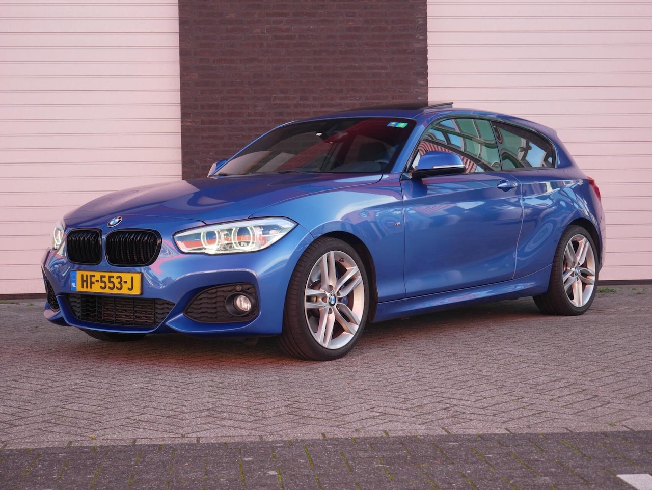 BMW 1-serie - 118i Corporate Lease M Sport NL Auto| Pano - AutoWereld.nl