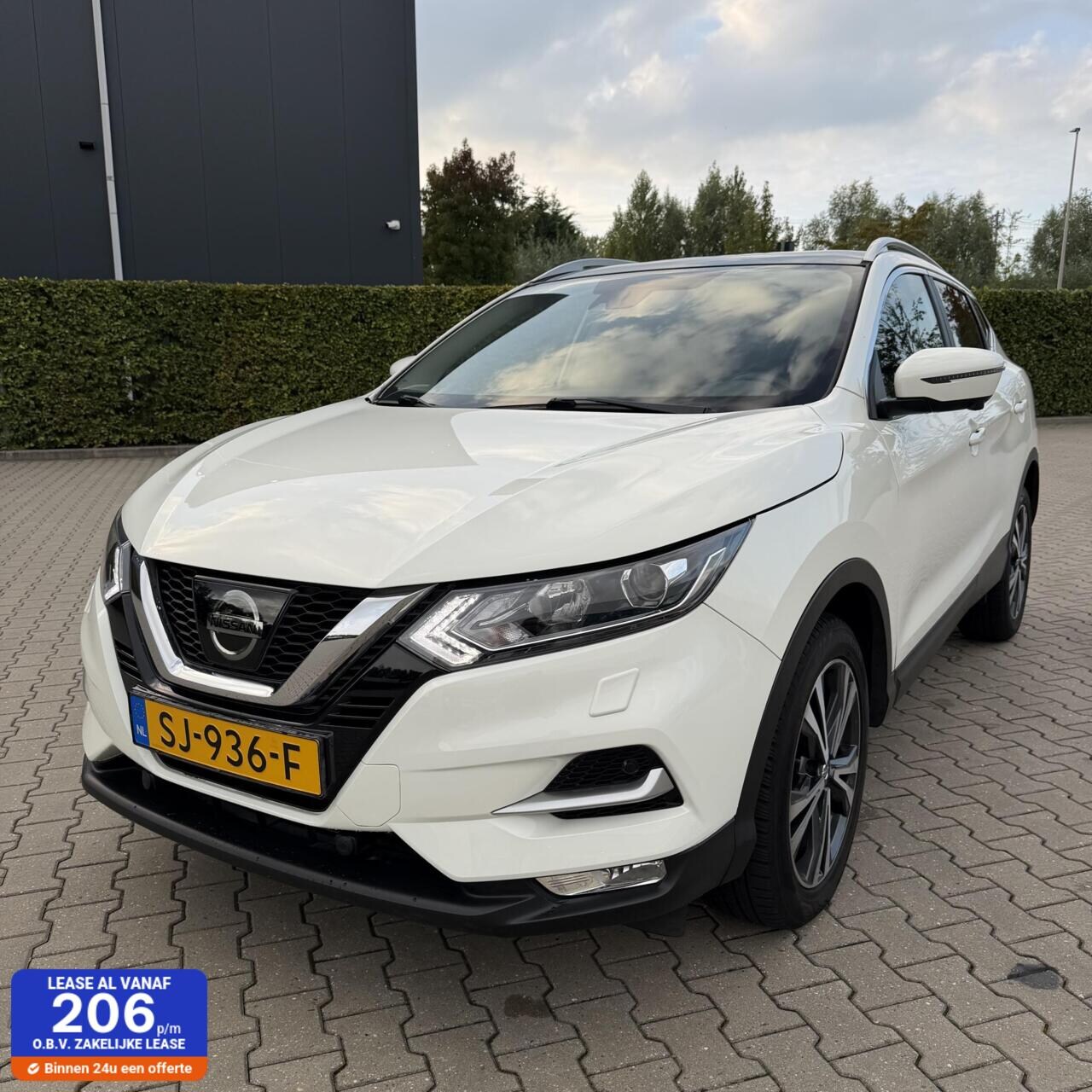Nissan Qashqai - 1.2 Tekna | Automaat | Panoramadak | NW APK - AutoWereld.nl