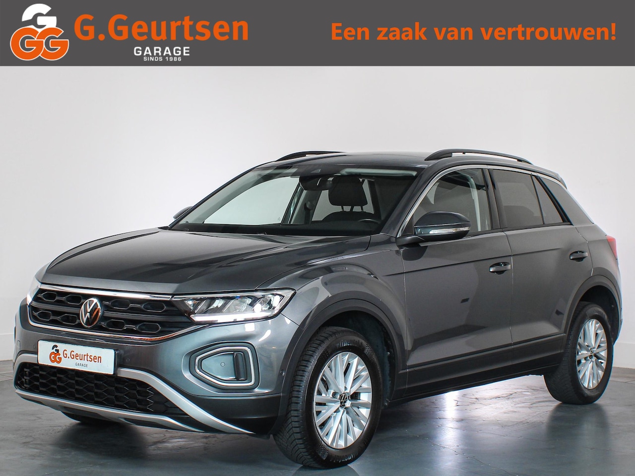 Volkswagen T-Roc - 1.5 TSI Life ACC, Digitale Cockpit, Apple Carplay/Andriod Auto, Led, 150PK, DAB - AutoWereld.nl